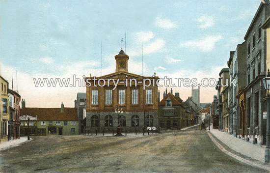 The High Street and Town Hall, Andover, Hampshire. c.1905